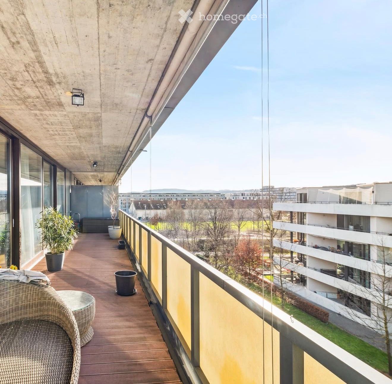 Moderne 3.5-Zimmer-Dachwohnung mit Panoramablick in Oberwinterthur -  Bild 1