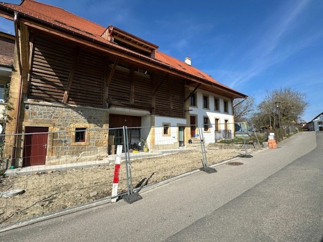 A vendre appartement de 3.5 pièces - Zu verkaufen 3.5 ZI-Eigentumswohnung -  Bild 2