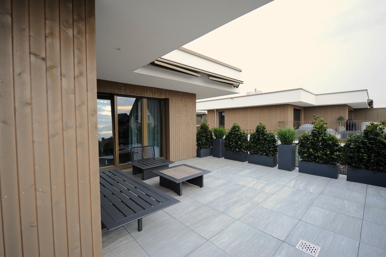 Exklusives modernes Wohnen in Winkel -  4.5-Zimmer-Attika-Dachwohnung - Bild 11