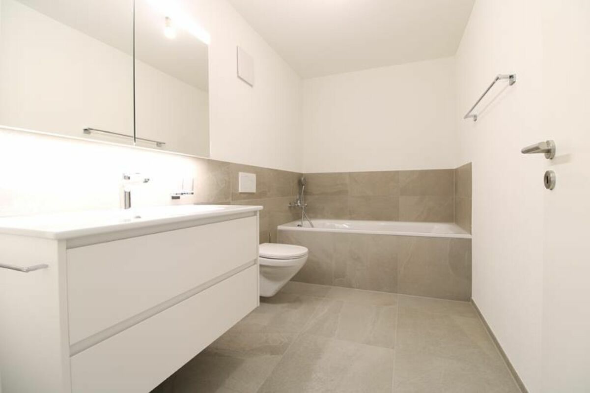 Gehoben Wohnen mit Sicht über den grossen Park des Ziegelei-Quartiers (E 1.2) - Bild 7