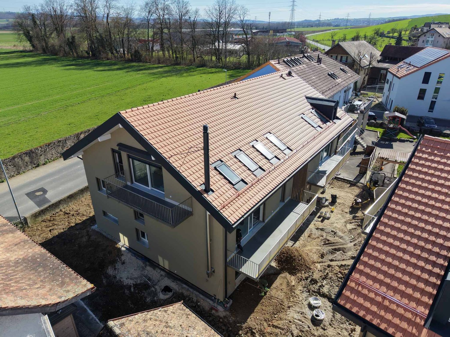 Appartement neuf de 3.5 pièces avec balcon - Bild 1