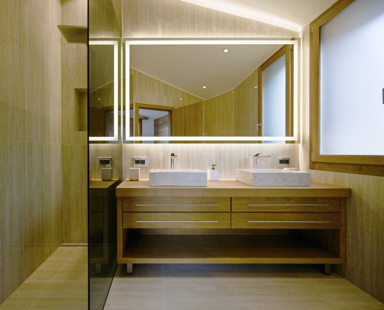 Elegante Zweitwohnungen in skulpturaler Baukunst Chalavus - Bild 6