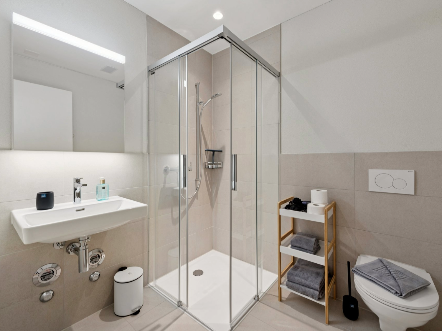 Möblierte Apartments mit Madrid Flair  direkt im grössten Shoppingcenter der Schweiz! -  Bild 13