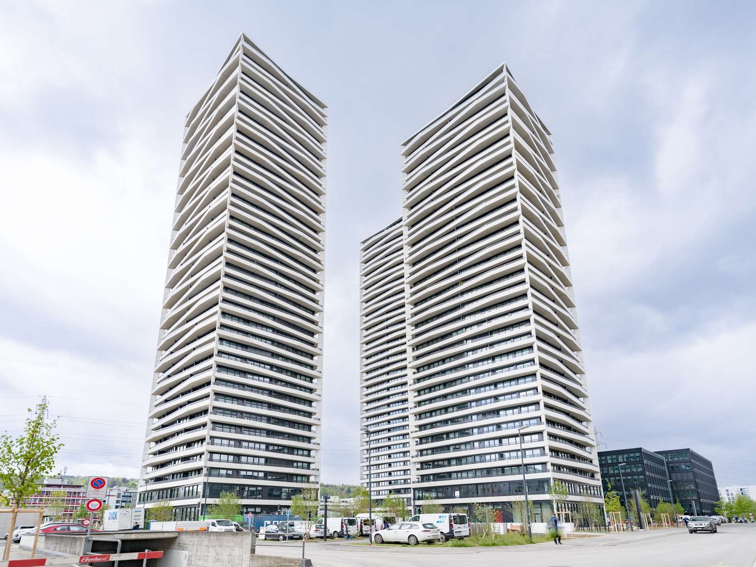 Über den Wolken: Exklusive 5.5-Zimmerwohnung im 31. Stock mit Panoramablick -  Bild 1