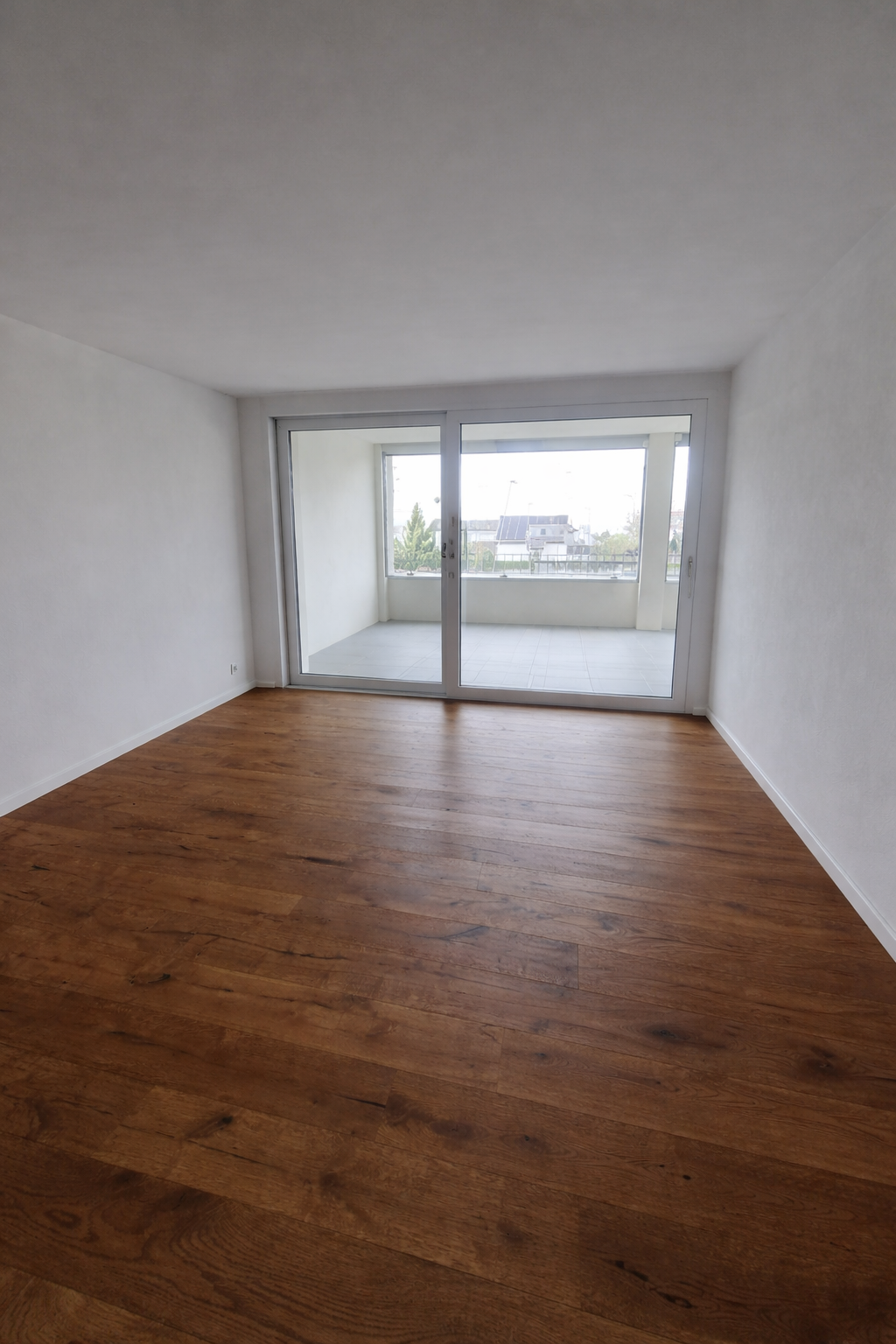 Moderne 2-Zimmer-Wohnung mit Balkon in Lengnau -  Bild 4