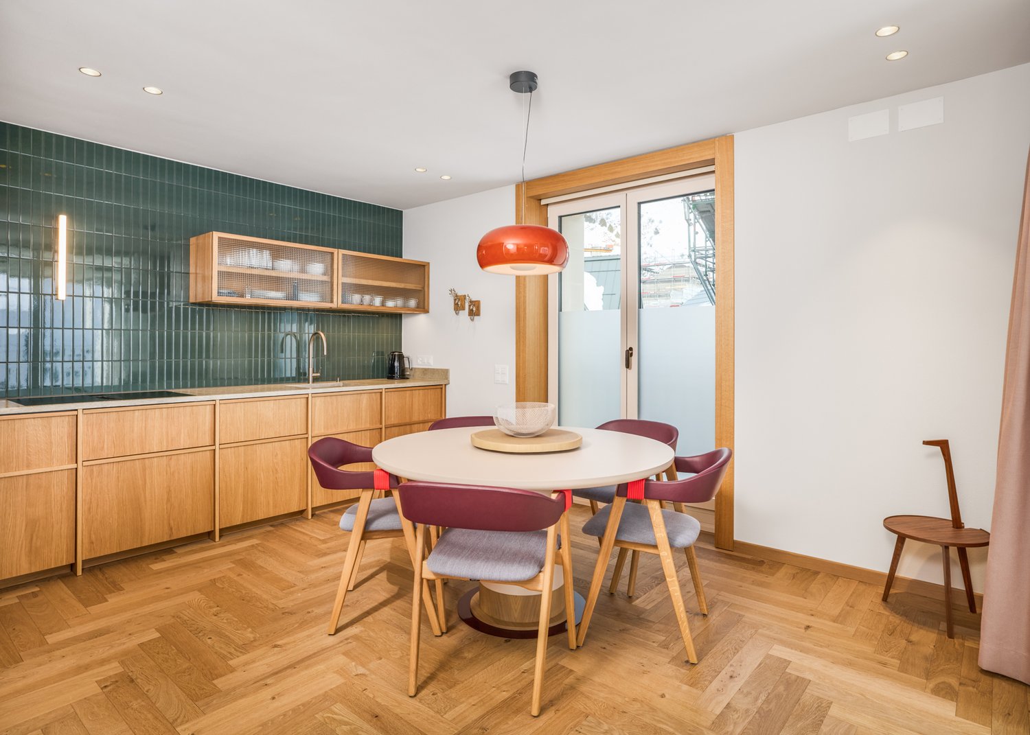 Modern Alpine Apartment in Andermatt -  Bild 1