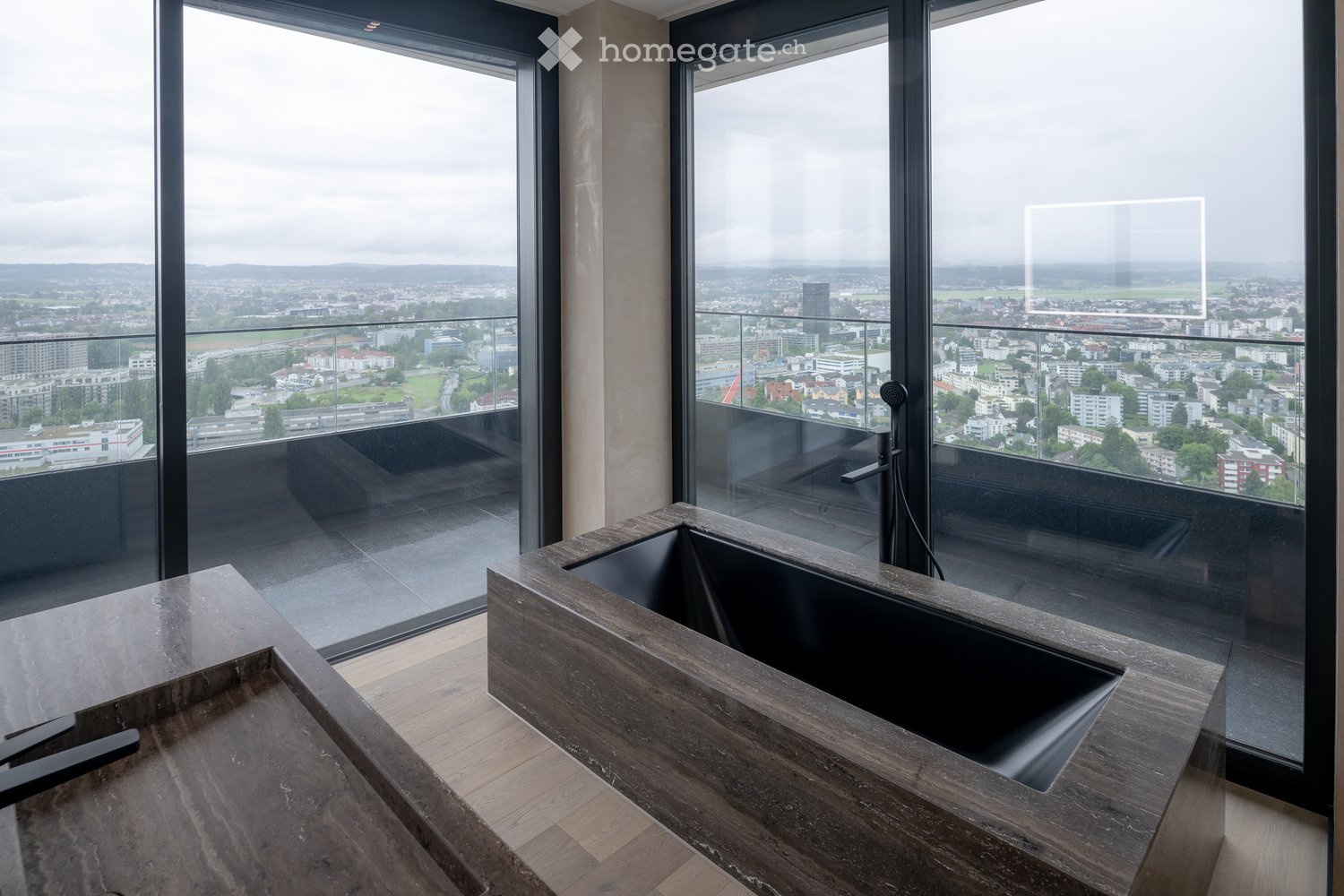Top of Switzerland - Einzigartiges Penthouse der Superlative -  Bild 9