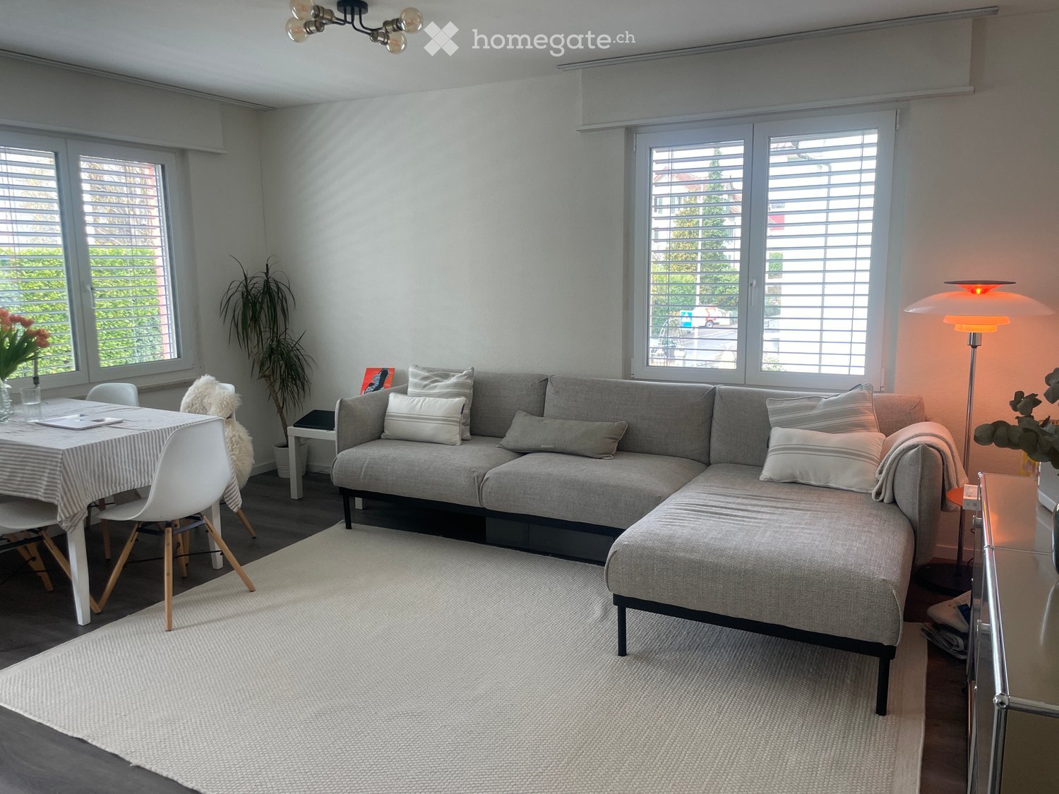 Moderne 2-Zimmer-Neubau-Wohnung mit Balkon und Seeblick in Thalwil -  Bild 1