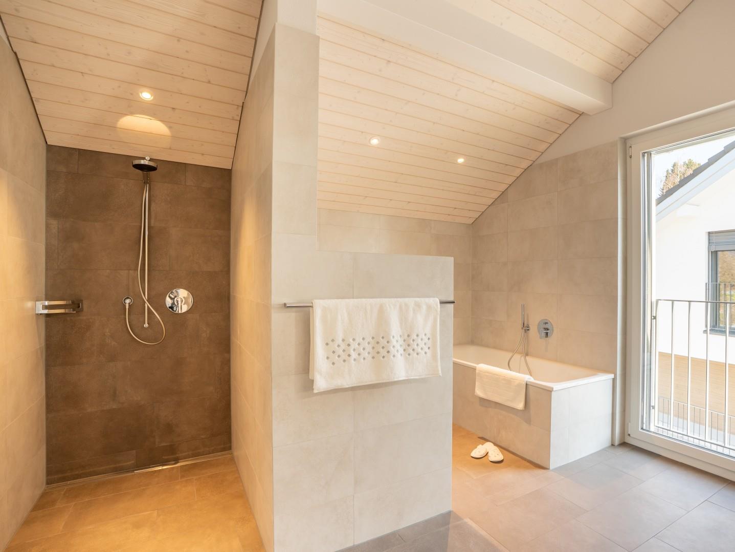 Erstbezug: Wohntraum im Grünen - Bad / DU / WC