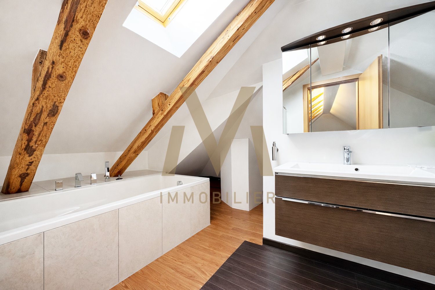 Immeuble de rendement avec terrain constructible - Bild 5