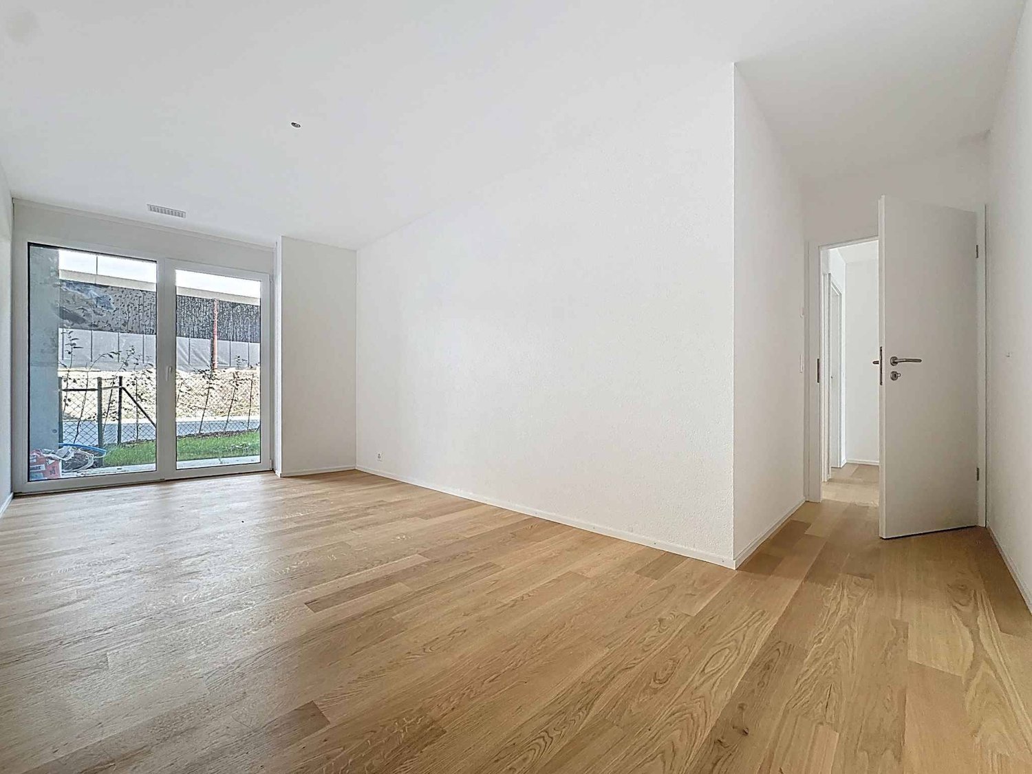 Exceptionnel 5.5 pièces avec terrasse et jardin privatif -  Bild 4