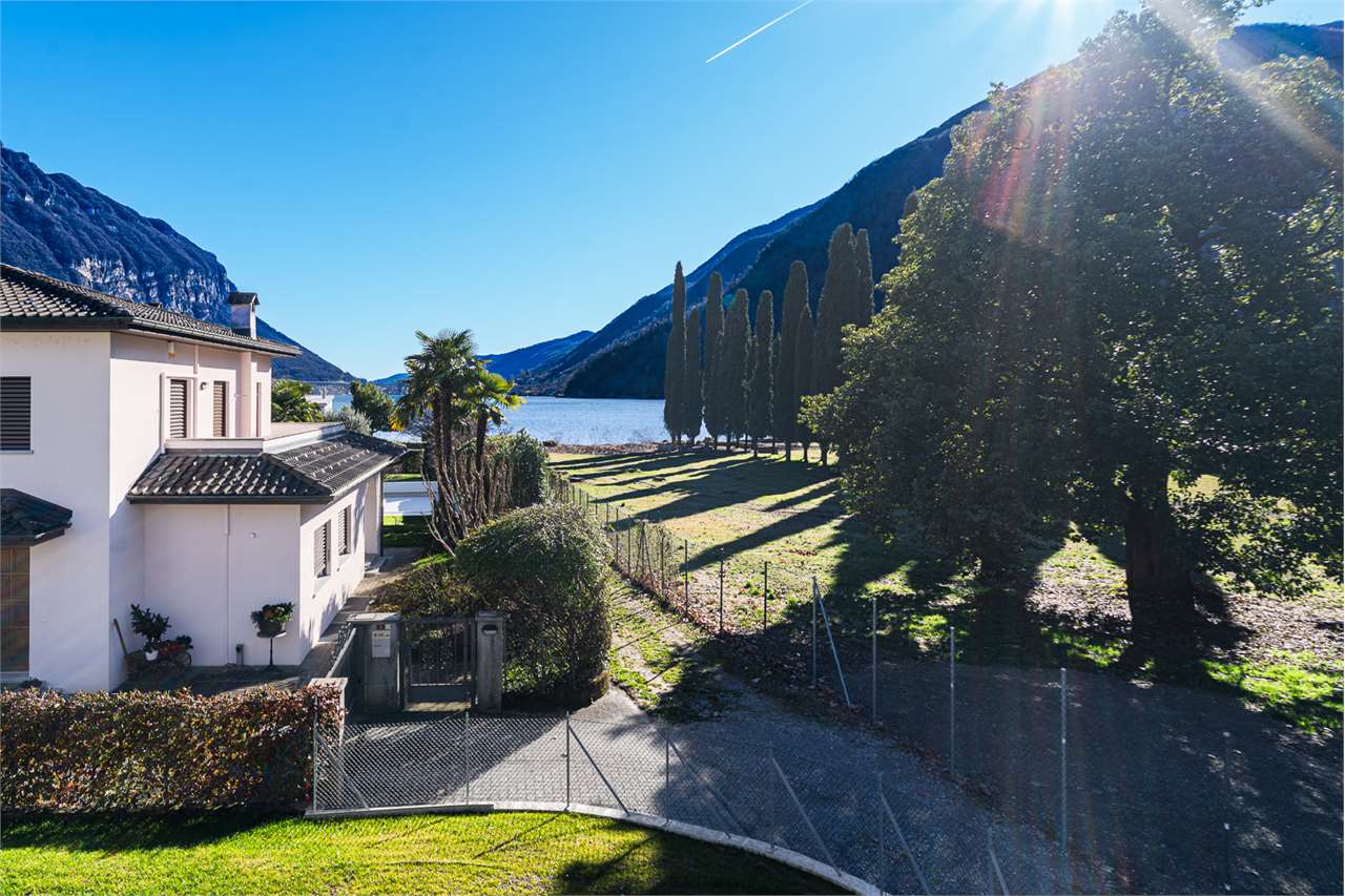 Maroggia: elegante maisonette con giardino privato a due passi dal lag - Bild 1