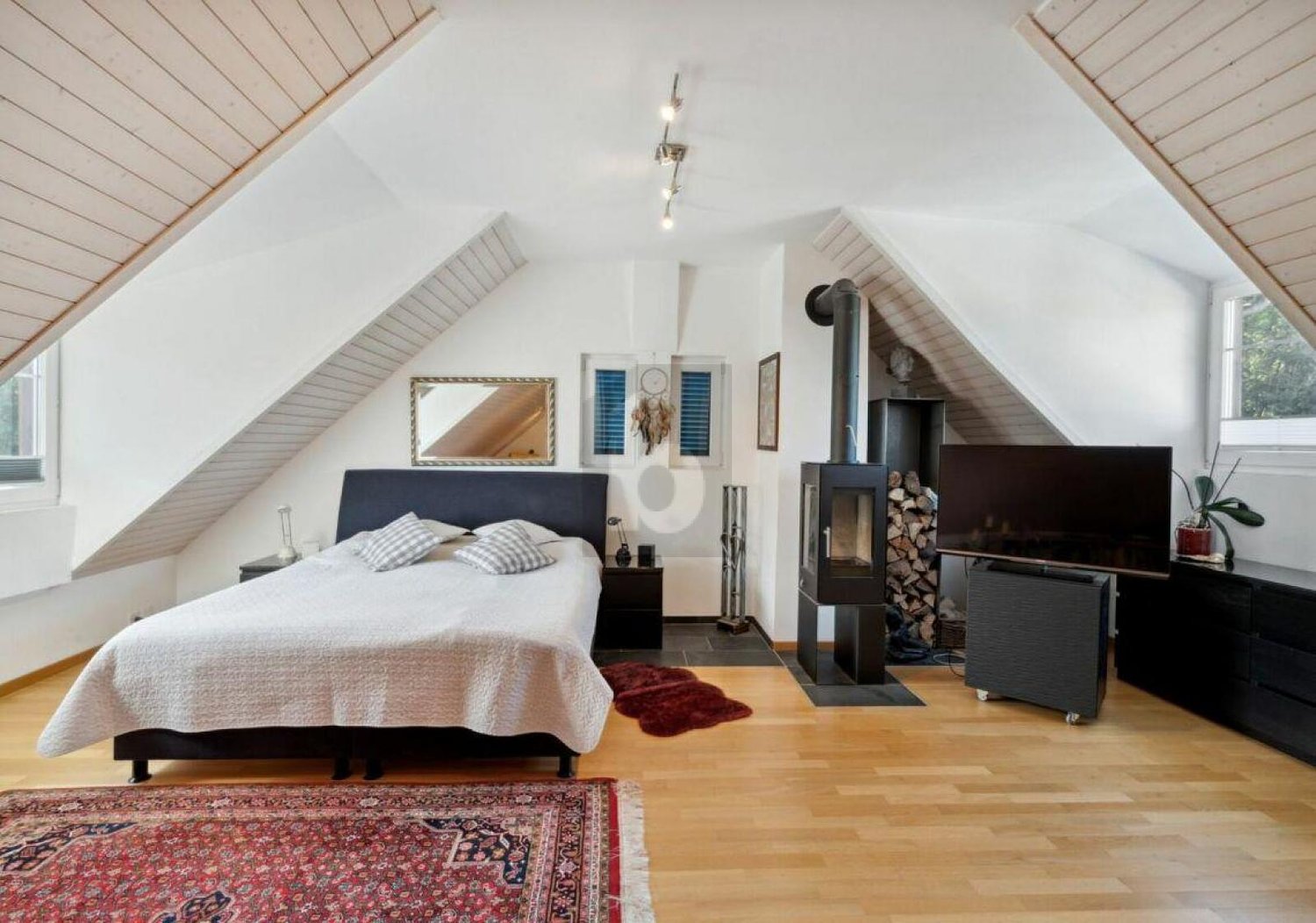 KERNSANIERTES RENDITE-JUWEL MIT WOHLFÜHLAMBIENTE -  Bild 5