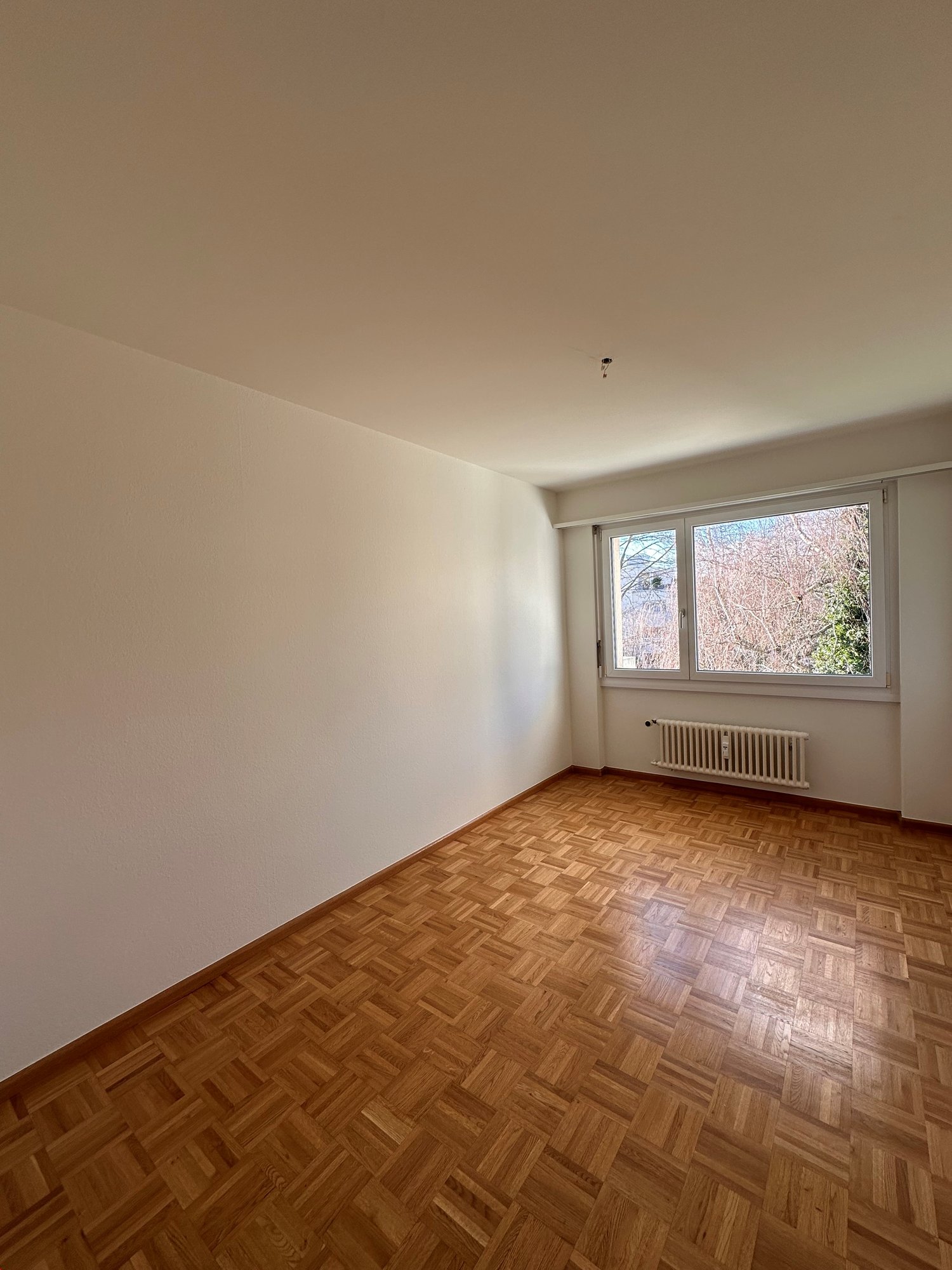 Sonnige 4,5 Zimmerwohnung mit Balkon -  Bild 7