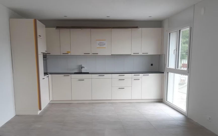 helle 2.5 Zimmer-Wohnung - Grenchen, Schmelzrain 7, Küche