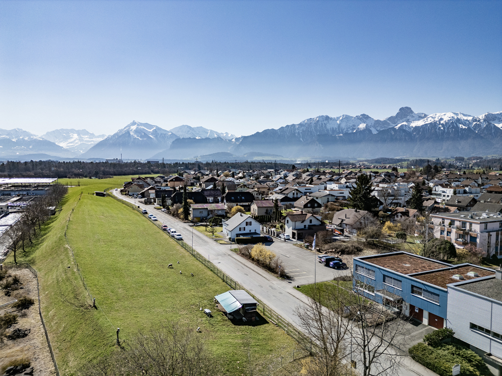 Neubau 4.5-Zimmer-Attikawohnung in Uetendorf - Bild 7