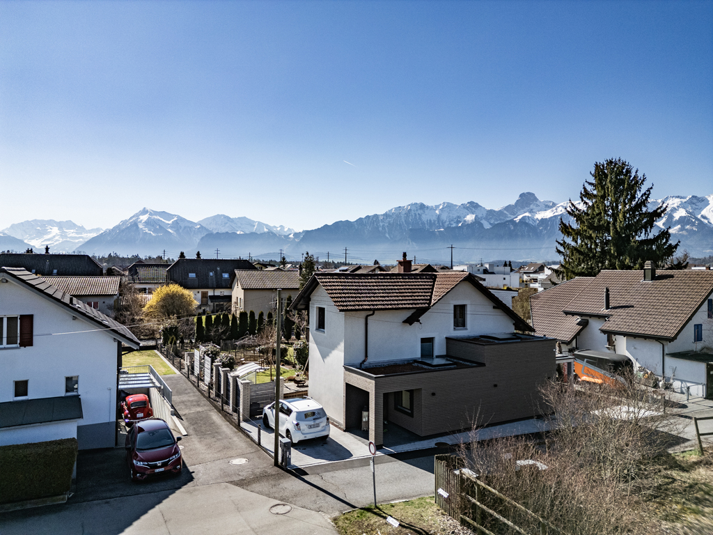Neubau 4.5-Zimmer-Attikawohnung in Uetendorf - Bild 12