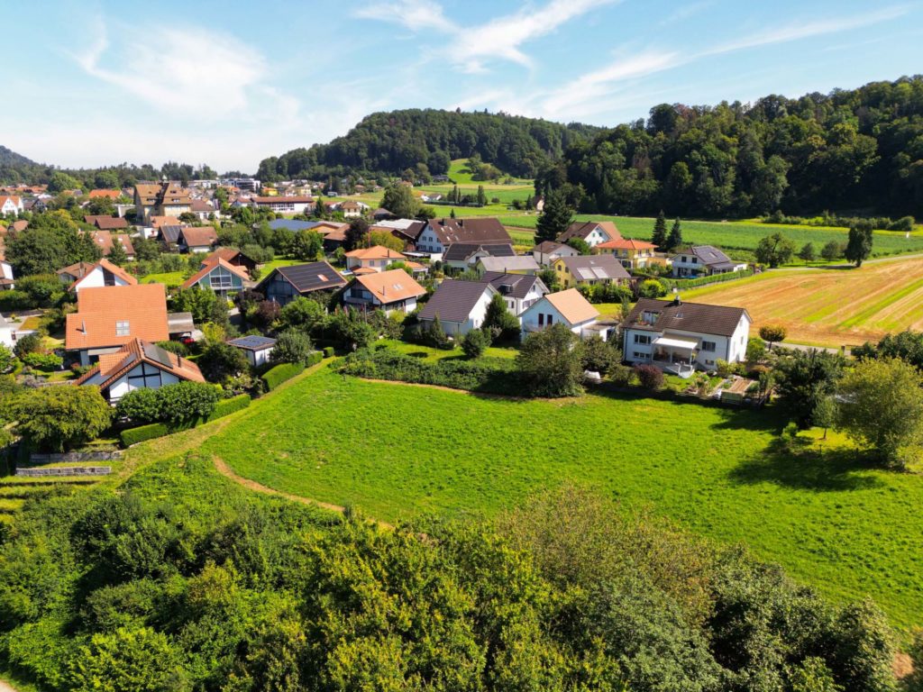 Othmarsingen: Wohnkomfort und Natur im Einklang - Bild Parzelle