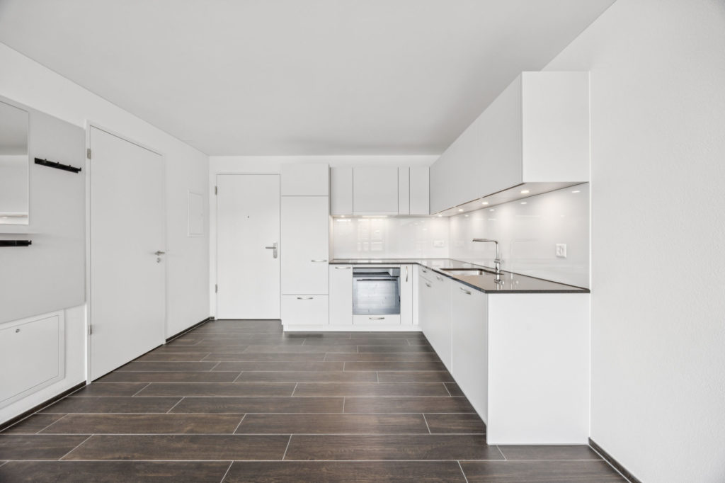 ERSTVERMIETUNG: 1.5-Zimmer Wohnung an bester Lage in Oerlikon - Bild 4