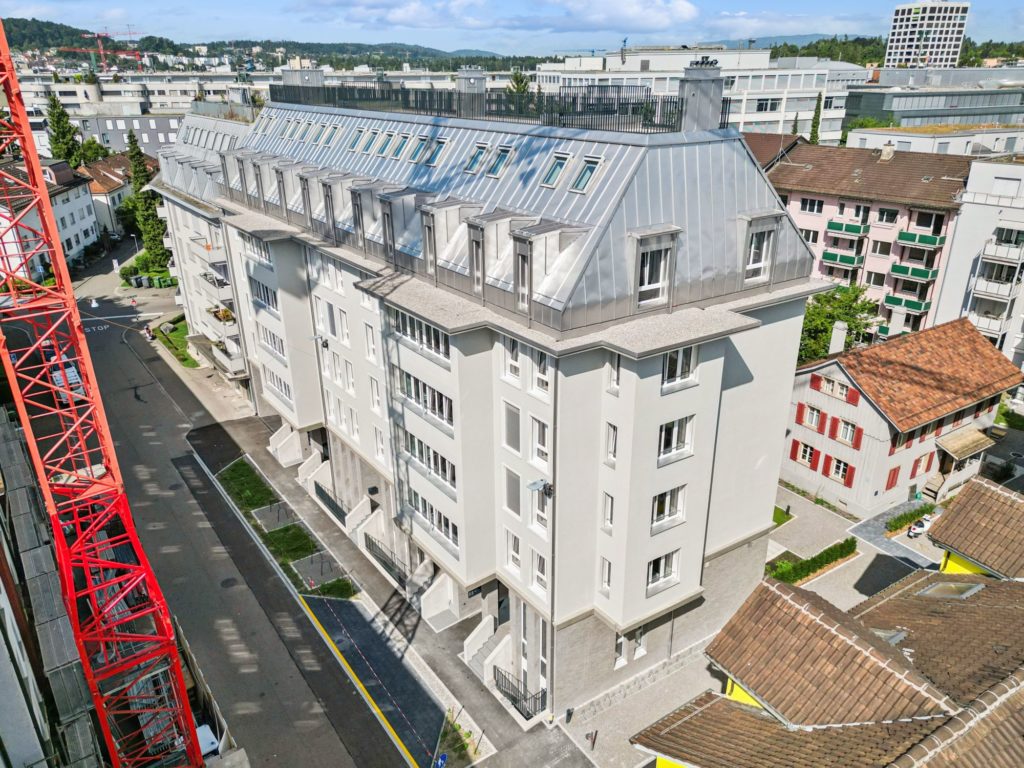 ERSTVERMIETUNG: Moderne Split-Level-Wohnung mit Charme in Oerlikon - Bild 10