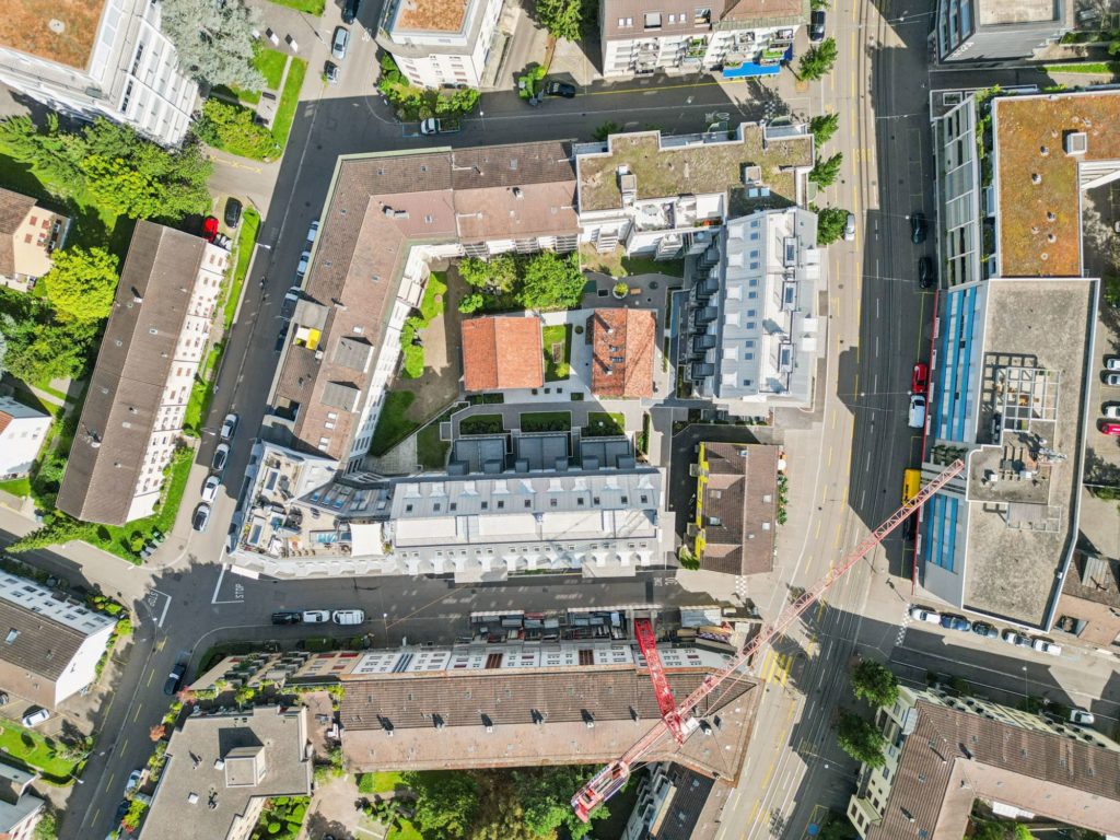 ERSTVERMIETUNG: 1.5-Zimmer Wohnung an bester Lage in Oerlikon - Bild 8