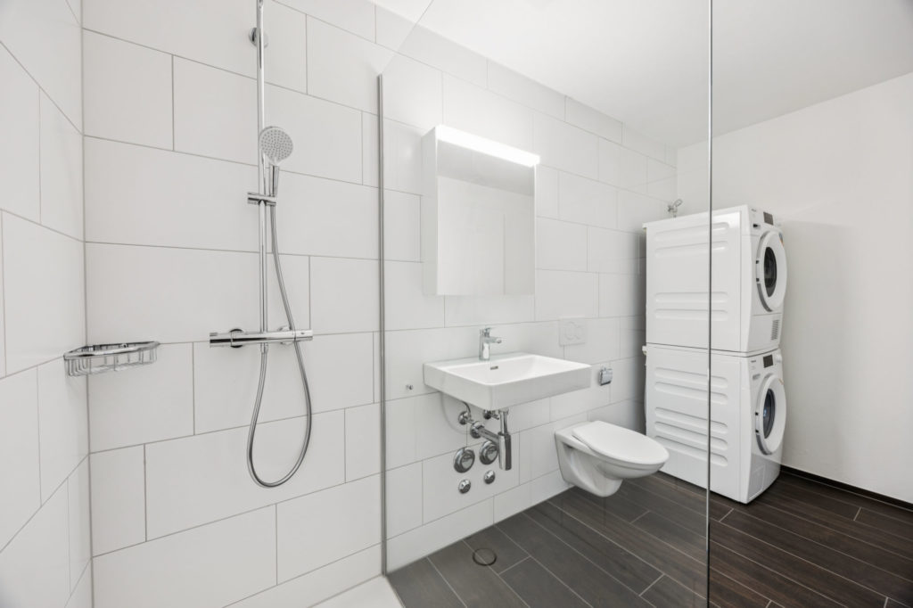 ERSTVERMIETUNG: Moderne Split-Level-Wohnung mit Charme in Oerlikon - Bild 8