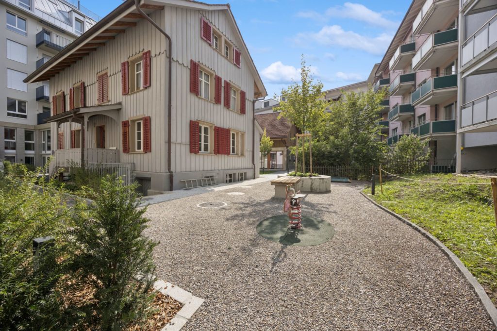 ERSTVERMIETUNG: 2.5-Zimmer Wohnung an bester Lage in Oerlikon - Bild 9