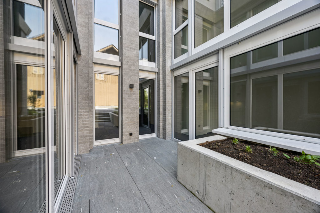 ERSTVERMIETUNG: Moderne Split-Level-Wohnung mit Charme in Oerlikon - Bild 9