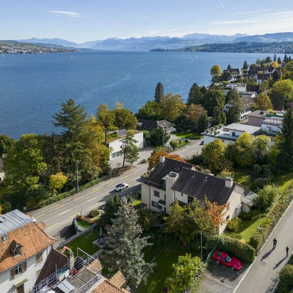 Hochwertige 3.5-Zimmer Attikawohnung mit Seesicht in Thalwil - DJI_0619-Pano-Zuschnitt (1)