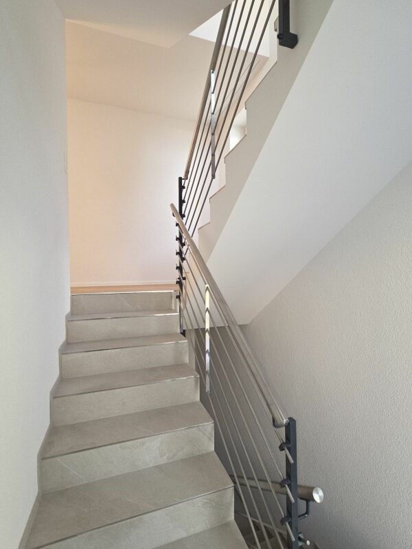 Zu verkaufen in 8362 Itaslen bei Balterswil, neues 5½ Zi.-EFH, an unverbaubarer Lage angrenzend an Landwirtschaftszone, mit Weitsicht auf Wiese ! -  Bild 24