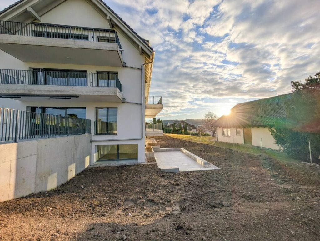 Familienwohnen mit Garten und viel Stauraum - Bild 10