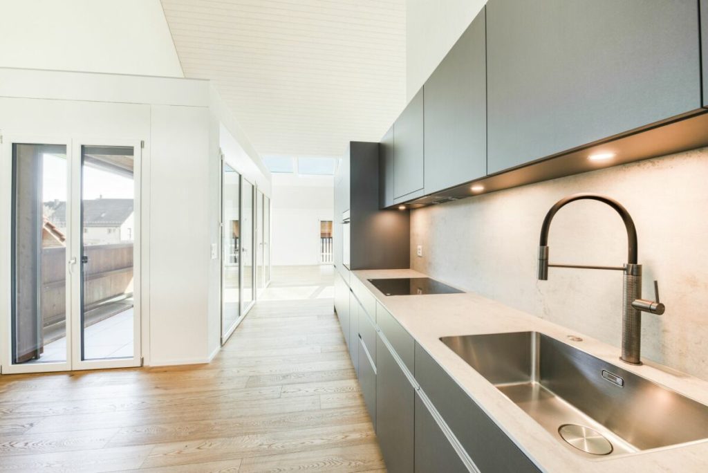 201 3.5 Dachwohnung - Bild 4