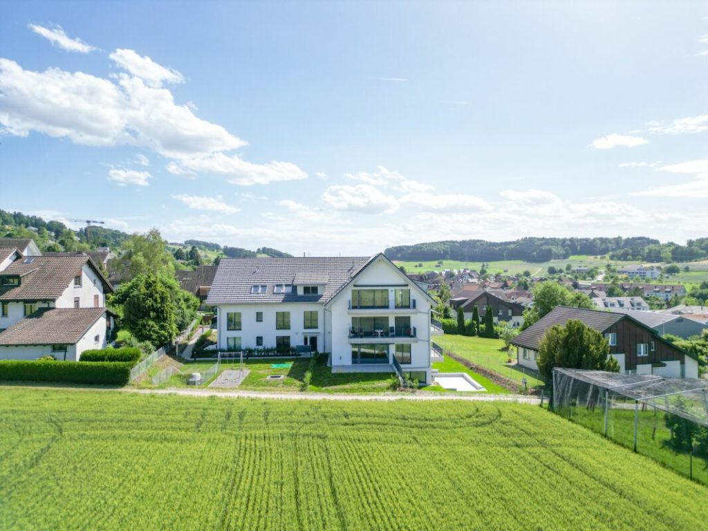 Unverbaubare Sicht in die Landwirtschaftszone und den Uetliberg garantiert! -  Bild 12