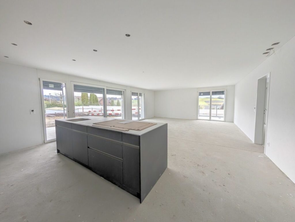 Grosszügiges Wohnen mit viel Garten - Bild 2