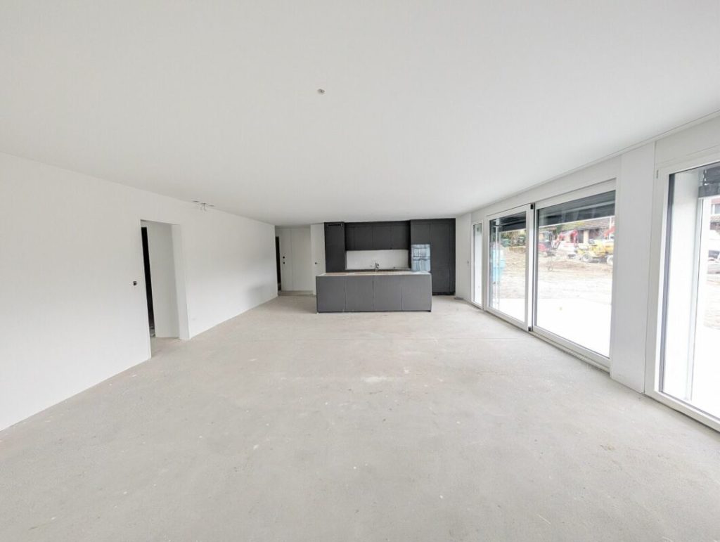 Grosszügiges Wohnen mit viel Garten - Bild 3