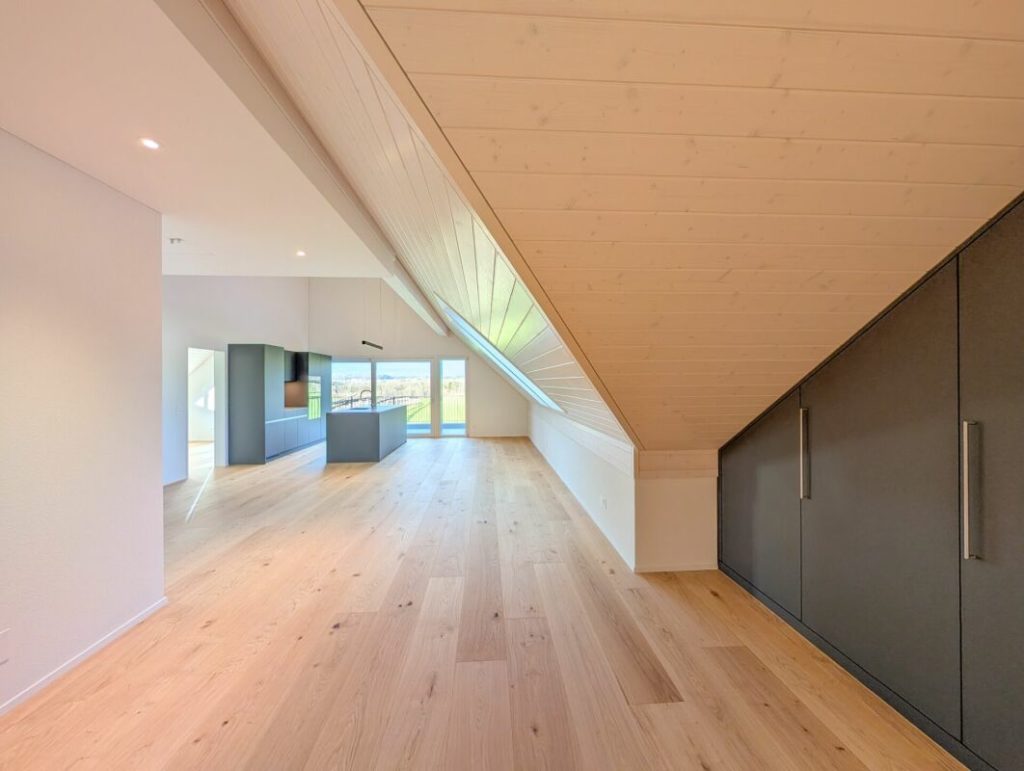 Unverbaubare Sicht in die Landwirtschaftszone und den Uetliberg garantiert! - Bild 6