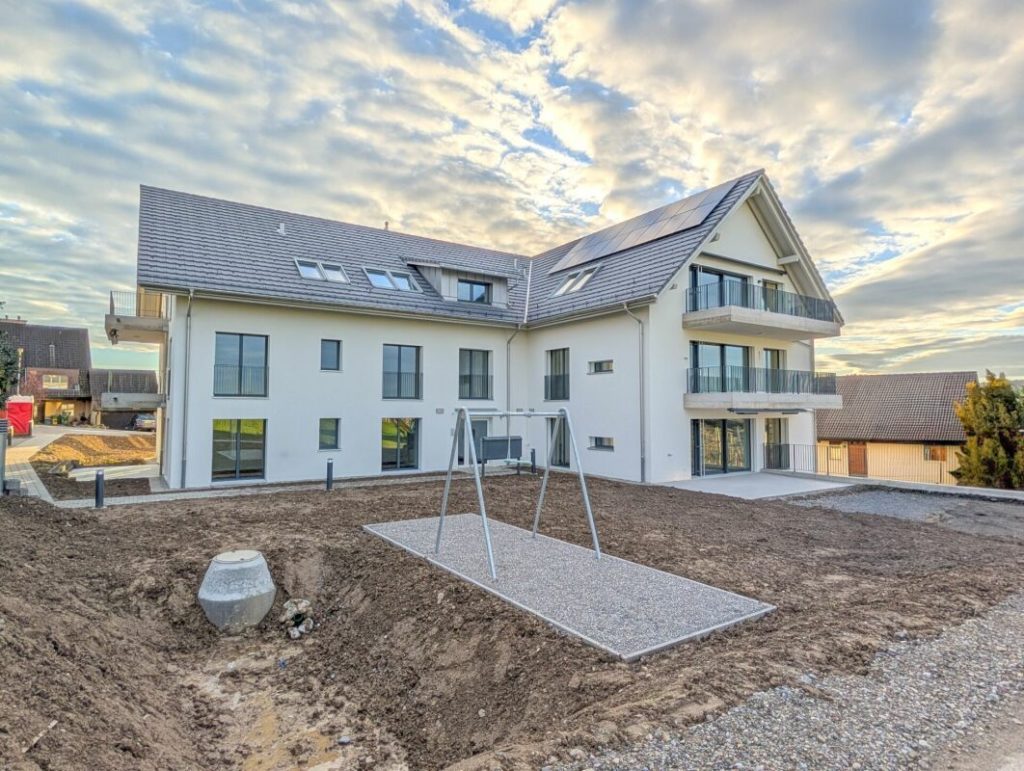 4.5-Zimmer-Wohnung im OG mit zwei Balkonen - Bild 15