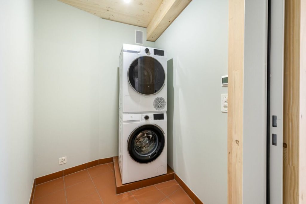 5.5-Zimmer Familienwohnung im Hofhaus mit Blick ins Grüne -  Bild 3