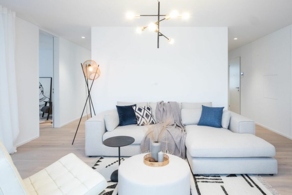 2.5-Zimmer-Attikawohnung -  Bild 1