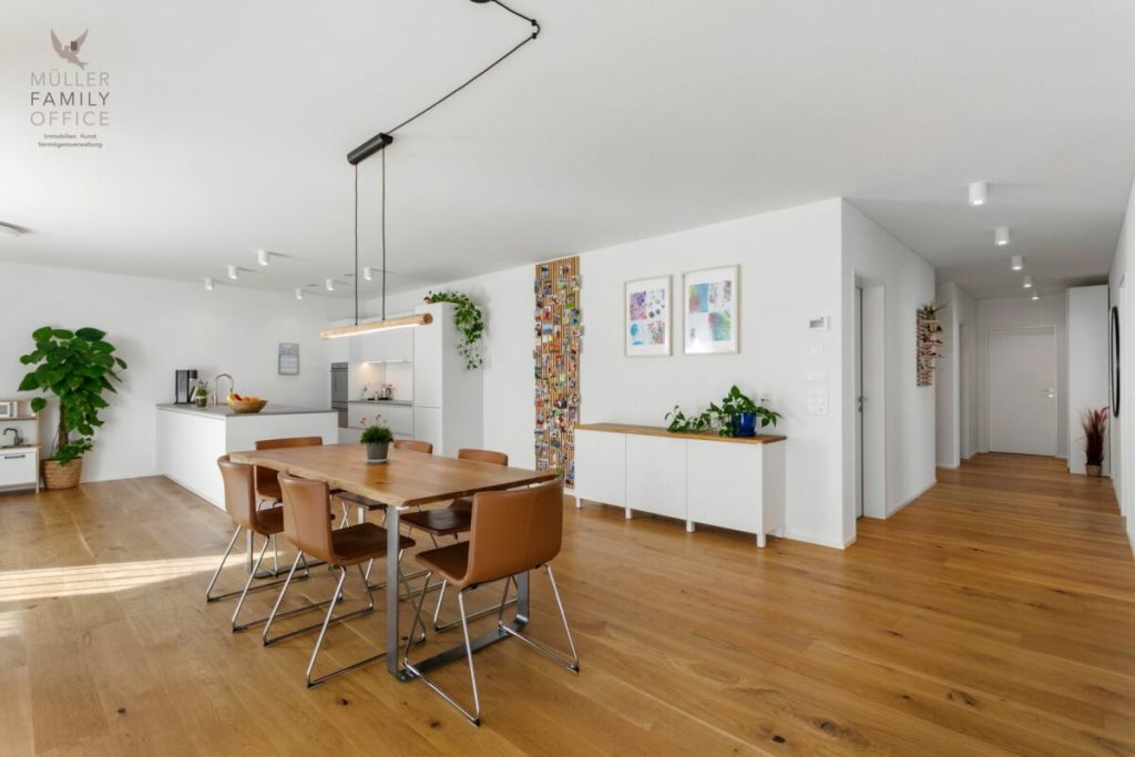 Neuwertige 5 1/2 Zimmer-Minergie-Wohnung mit grossem Balkon und hochwertigem Ausbau -  Bild 8