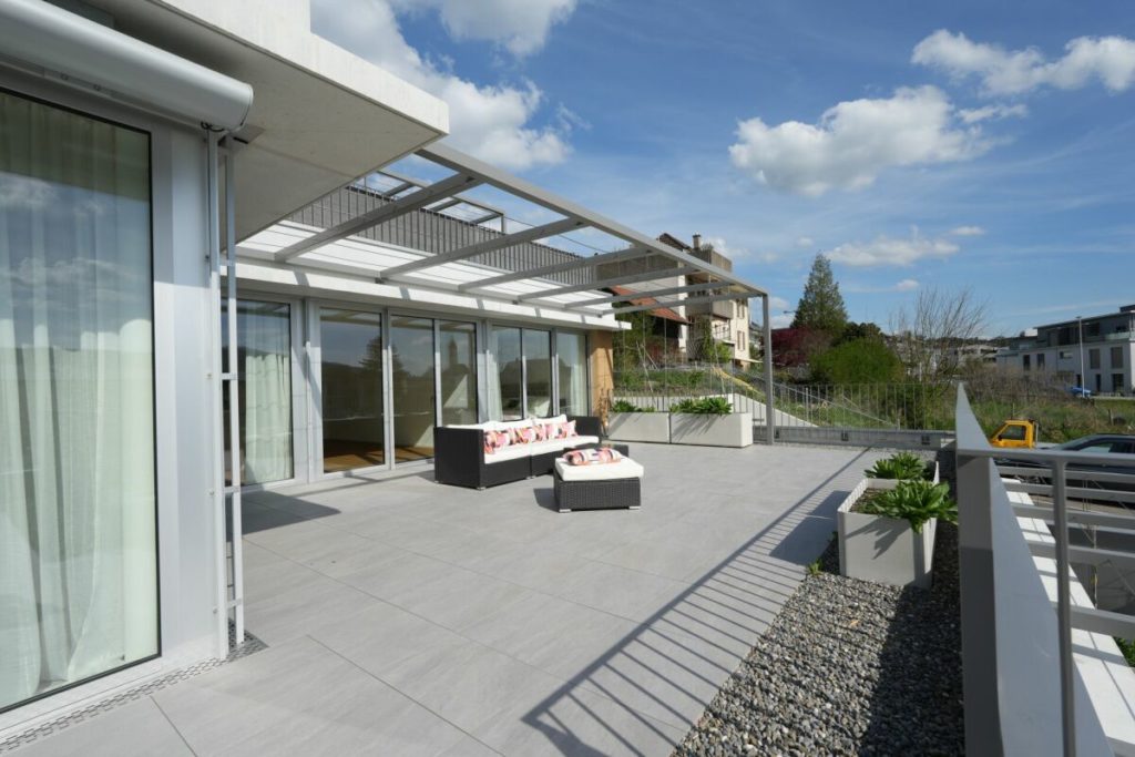 Escalera Seengen - Smart Wohnen. Letzte Terrassenwohnung - jetzt besichtigen! -  Bild 1