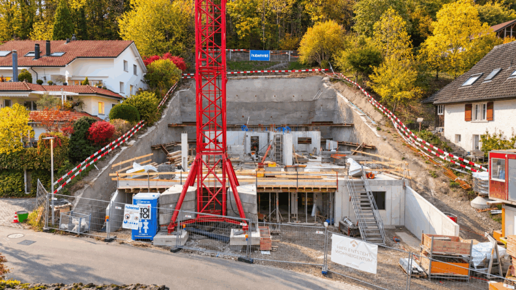 BAUFORTSCHRITT: DECKE ÜBER TIEFGARAGE VOLLENDET- BELLA VISTA NIMMT FORM AN -  Bild 1