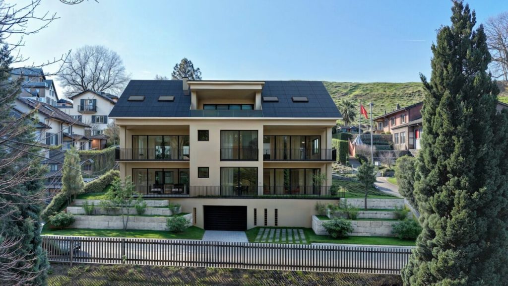 DIE KRÖNUNG DES HAUSES NIMMT FORM AN - DACHWOHNUNG IM BAU -  Bild 12